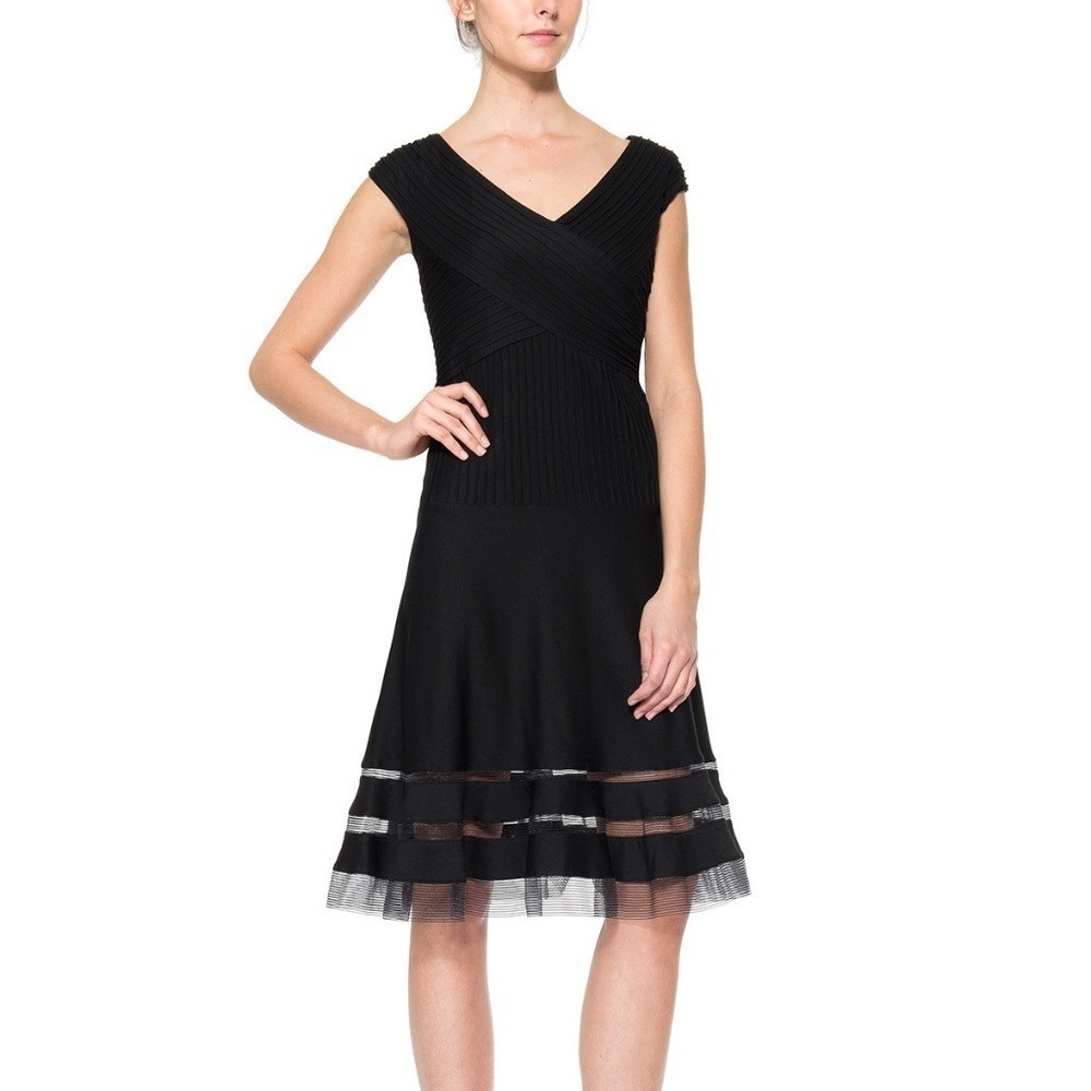 Tadashi Shoji Pintuck Jersey Portrait Cocktail Dress in Black Size Small